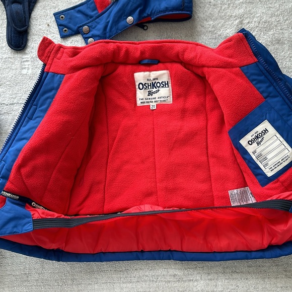 Oshkosh winter suit 2T and Kamik boots (size 8) bundle - Picture 7 of 8